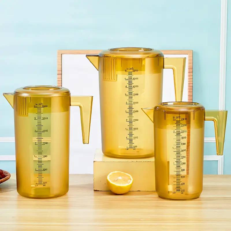 Pitcher Air Sejuk Berwarna kuning kecoklatan atau plastik jernih
